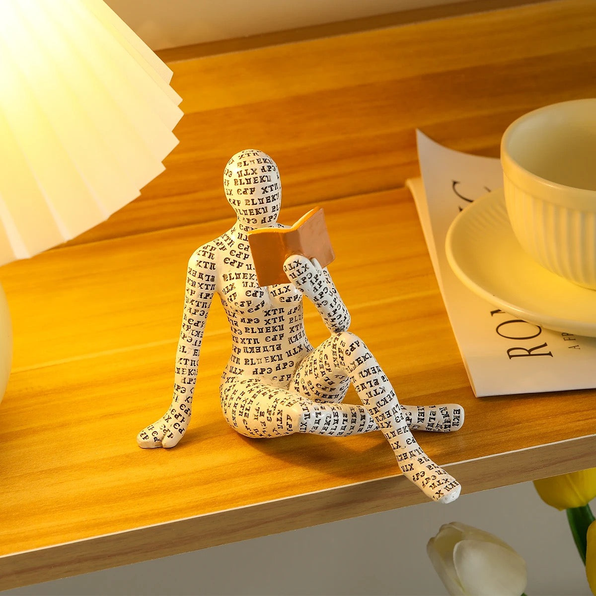 Reading Women Sculpture
